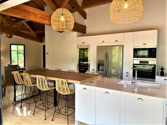 superbe villa bois piraillan