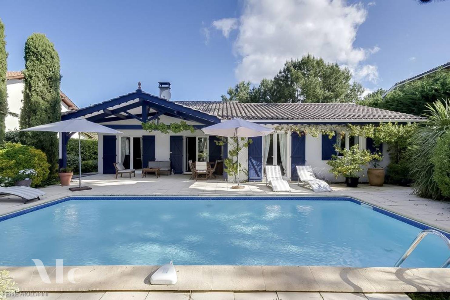 vue exterieure piscine