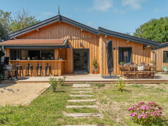 Cap Ferret villa quartier du phare en vente immédiate